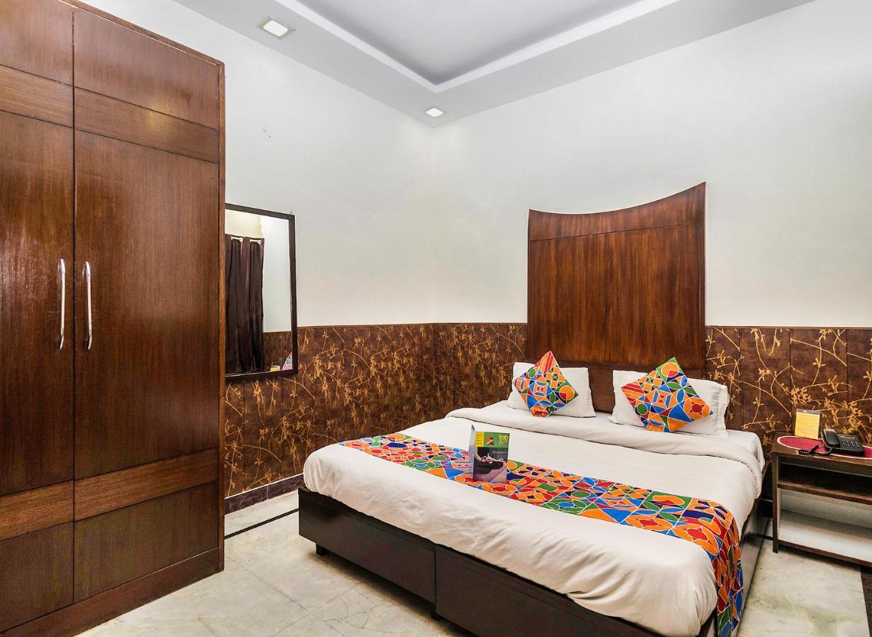 Fabhotel Jindal Palace Near Igi Airport Neu-Delhi Exterior foto